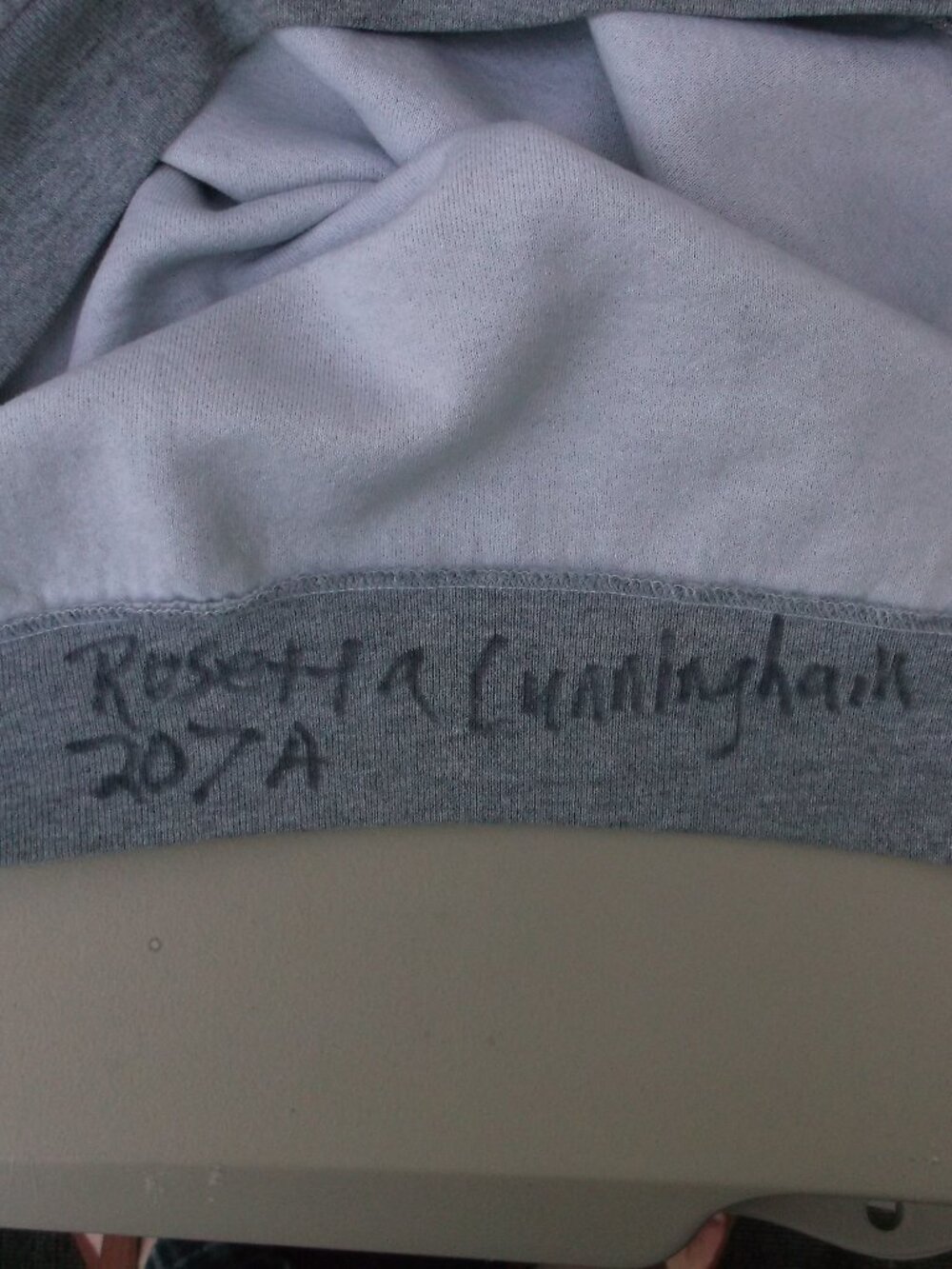 Unique, Vintage Virginia Crewneck Sweatshirt – Made in USA – Gray X‑Large - Picture 5 of 9